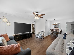 3609 Parkridge Dr #204, Dallas, TX