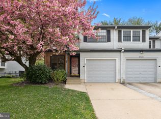 88 Farnwood Rd, Mount Laurel, NJ 08054