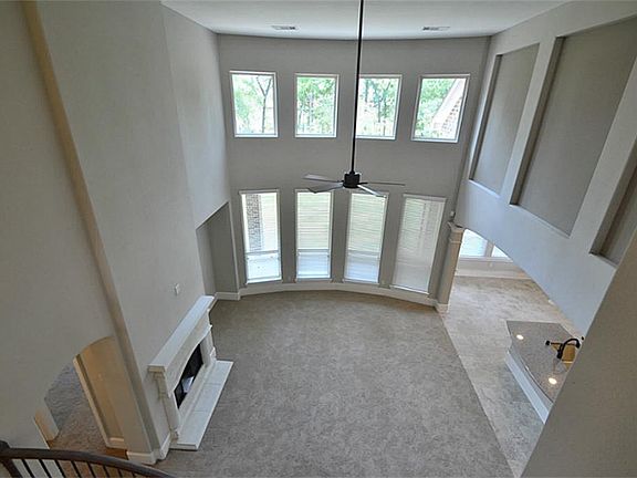 3rd image of 6006 Sydney Park Ln