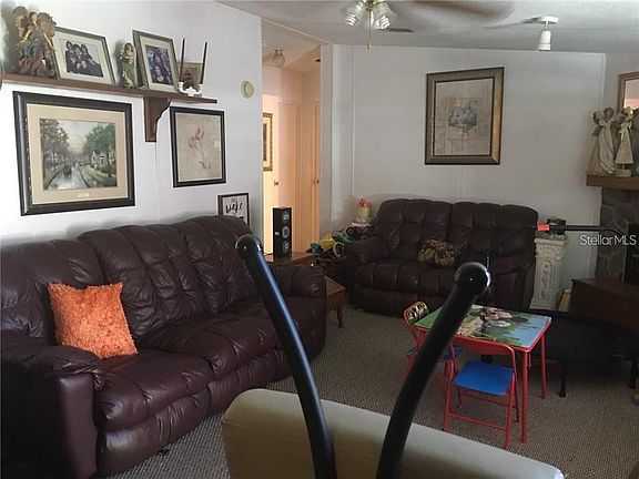 4th image of 413 SE 88th Ter