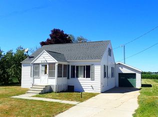 2127 Wetters Rd, Kawkawlin, MI 48631