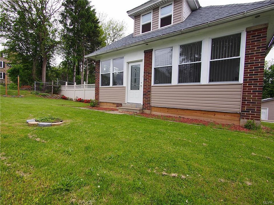 1st image of 3436 Easton Ave