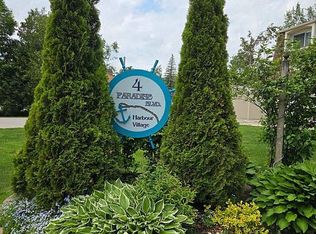 4 Paradise Blvd #24, Ramara, ON L0K1B0