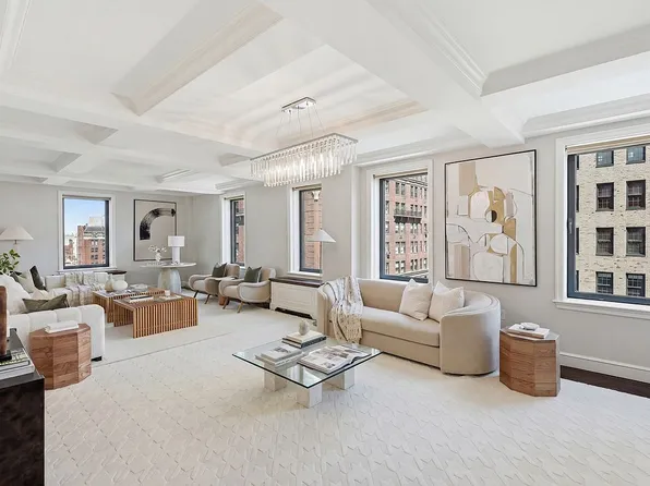 15 E 69th St #7A, New York, NY 10021