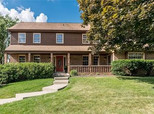 9992 Parkland Dr, Wexford, PA 15090
