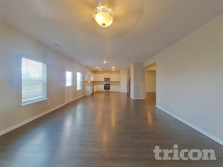 1392 Deutz Dr — Photo 4