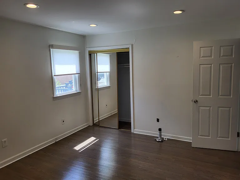 722 Tyler St #1 — Photo 9