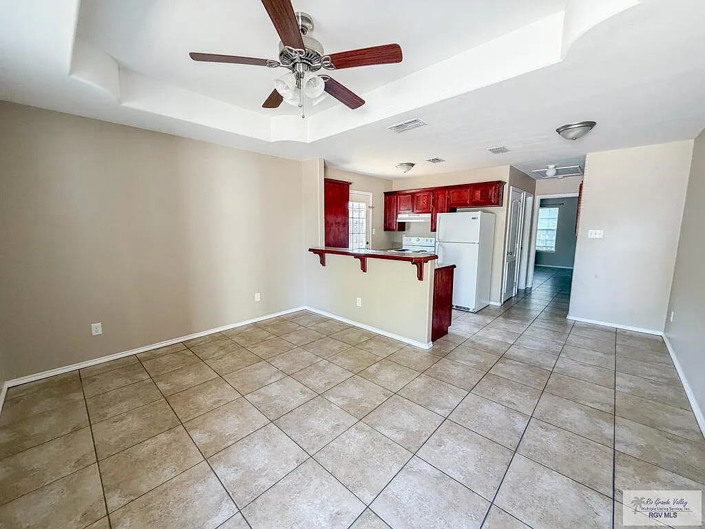 1 bed, 1.0 bath, 630 sqft, $775 — Photo 3
