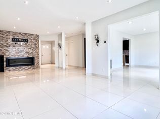 35 Woodpecker Way, Marlboro, NJ 07746
