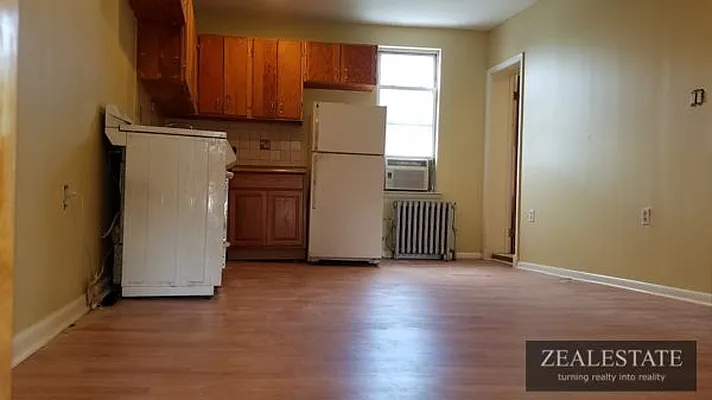 Rented by ZealEstate Group Inc | media 9