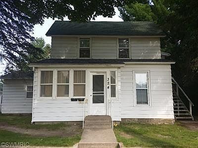 3rd image of 324 Monroe Ave