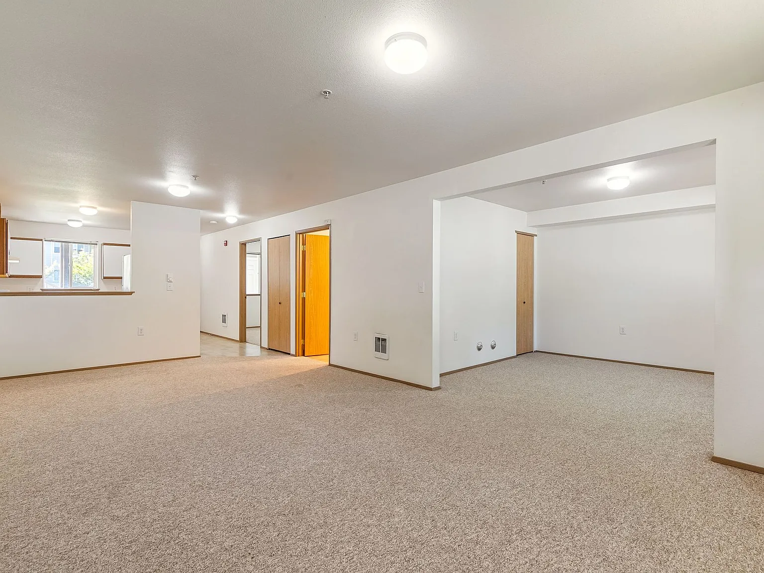 Seahome View Apartments — Photo 3