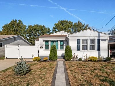 219 W Milton St, Columbia, IL, 62236