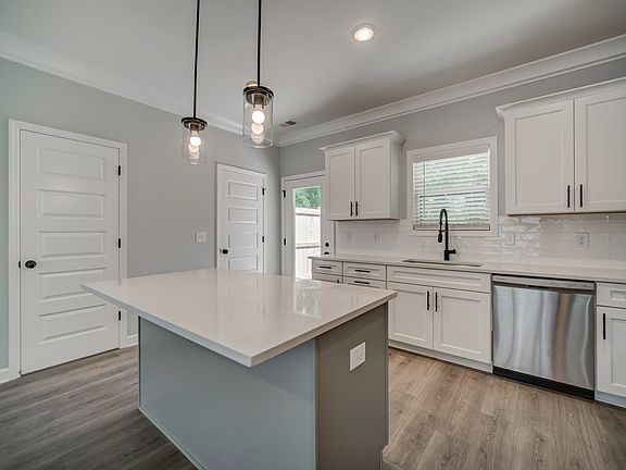 5th image of 241 Holywell Dr Lot 97