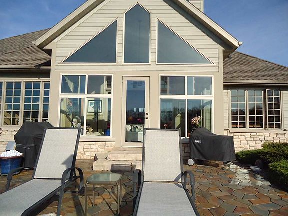 3rd image of 1613 Green Vistas Dr