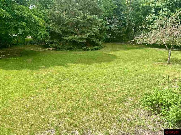 3rd image of 416 Nichols Ct