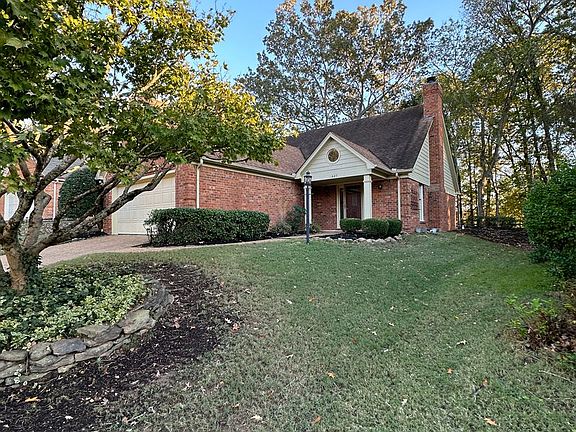 3rd image of 1487 Wood Trail Cir