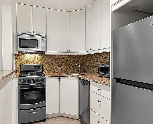 3rd image of 1255 5th Ave APT 5E
