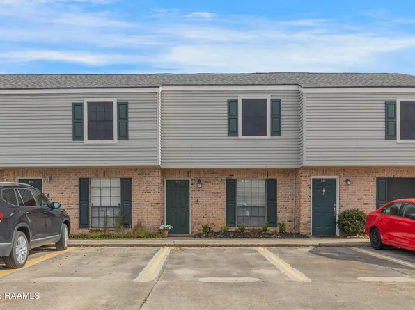 100 Winchester Dr APT 802, Lafayette, LA 70506