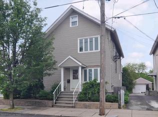 65 Utton Ave, Pawtucket, RI 02860