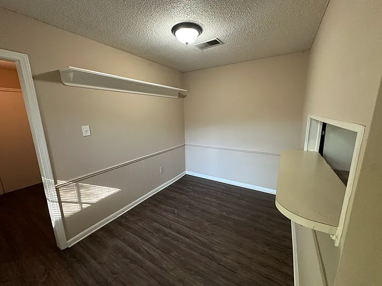 6491 Saginaw Rd — Photo 6