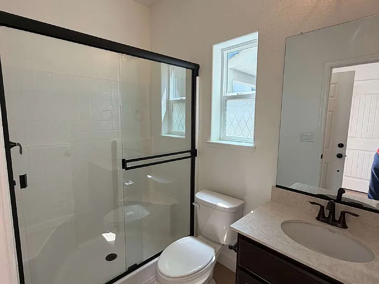 5062 Palisade Ave — Photo 6