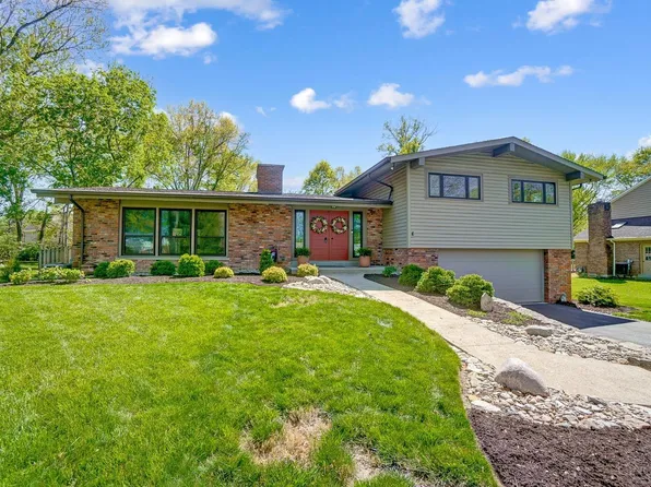 9059 Foxhunter Ln, Cincinnati, OH 45242