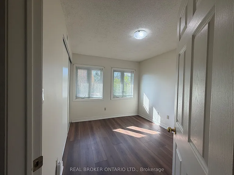 4140 Foxwood Dr #108 — Photo 8