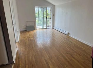 11409 14th Rd #3, College Point, NY 11356