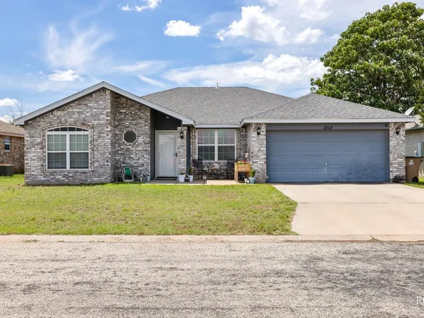 1213 Henry Ln, San Angelo, TX 76905