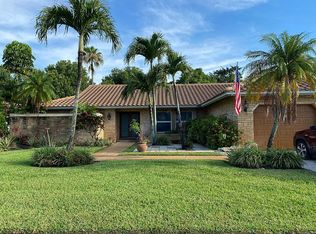 10127 Harbourtown Ct, Boca Raton, FL 33498