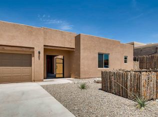13 Canto Del Pajaro, Santa Fe, NM 87508