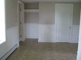 50 Meadow Brook Rd, Ellington, CT 06029