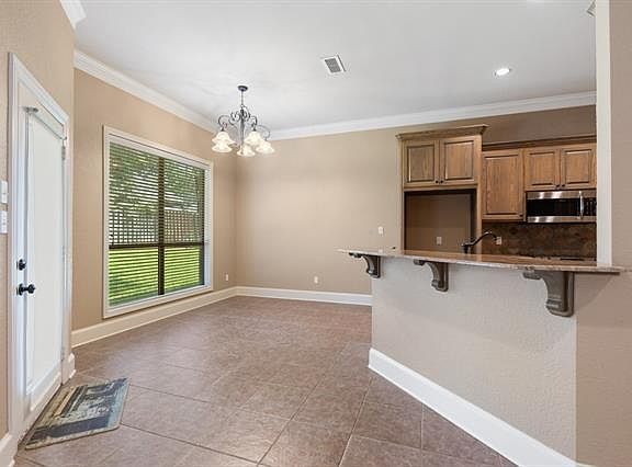 5th image of 3966 Chapel Woods Blvd