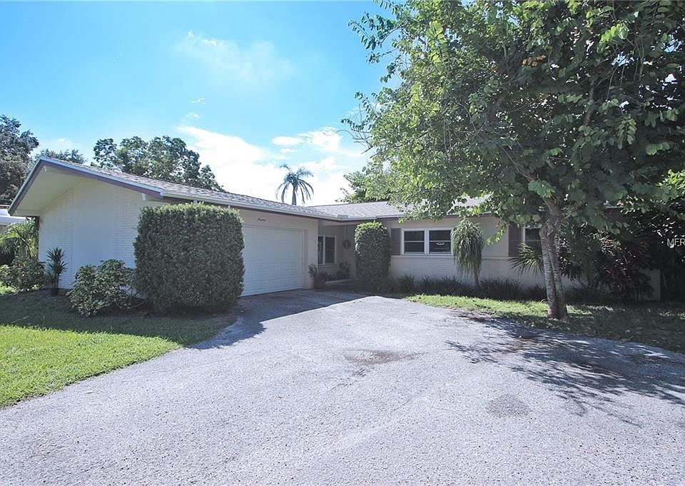 1st image of 14 Bel Forest Dr