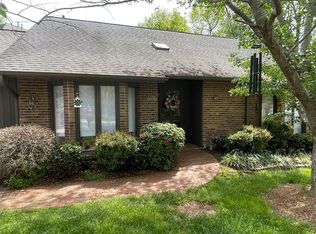400 Chadbourne Ct, Winston Salem, NC 27104
