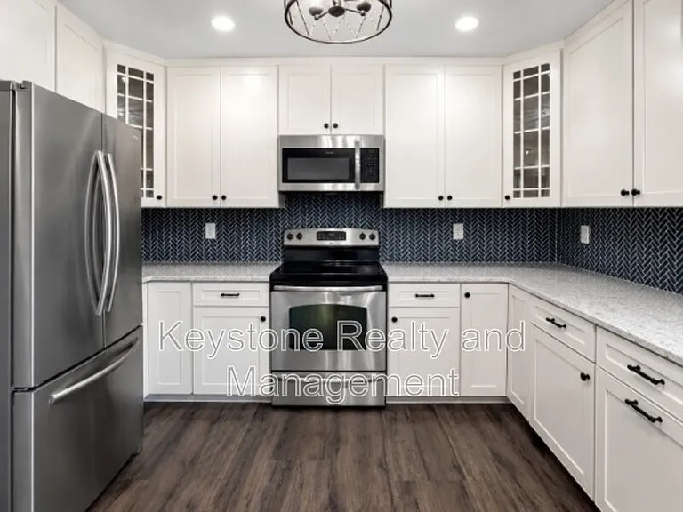 3329 Melissa Ln — Photo 4