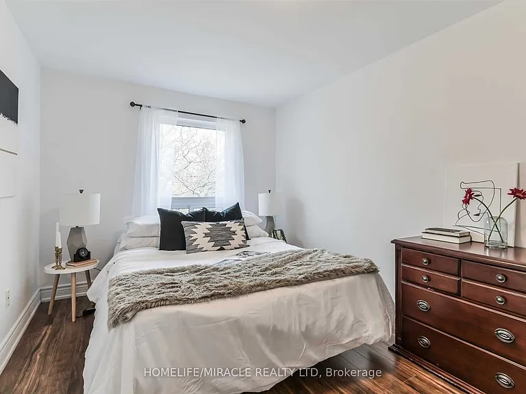 37 Banner Cres — Photo 18