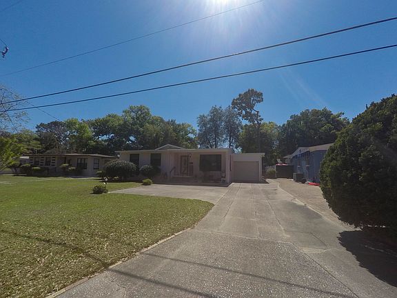 3rd image of 6614 Ector Pl