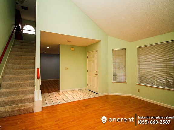 3rd image of 1587 Clampett Way