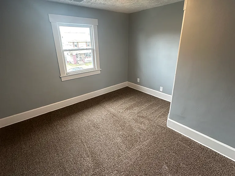 1134 Wertz Ave SW — Photo 11