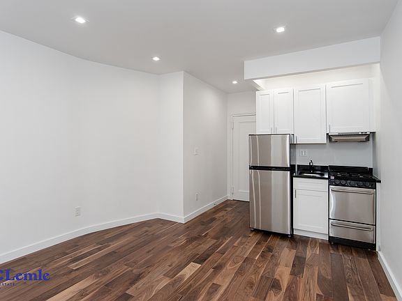 4th image of 204 E 84th St #2RW
