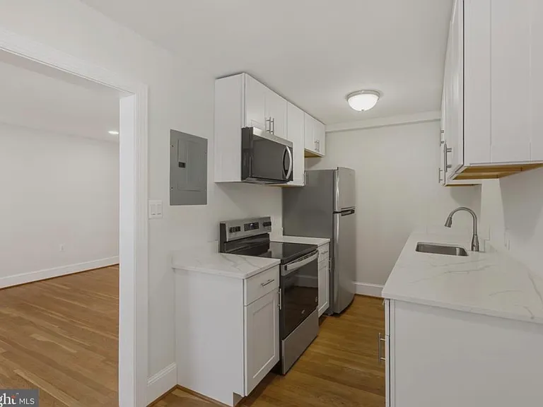 3051 Idaho Ave NW #204 — Photo 11