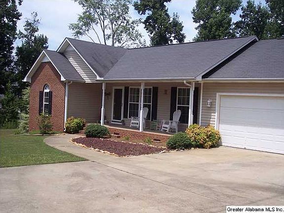 3rd image of 299 Pebble Creek Dr