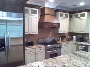 45 Old Depot Rd, Quogue, NY 11959