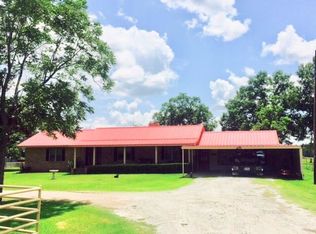 335 County Road 3070, Crockett, TX 75835