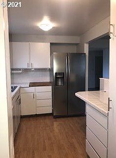 5th image of 103 NE Hazel Dell Way