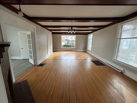 4th image of 1140 N Church St APT 1