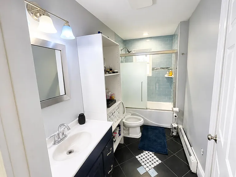 9 Trinity Ave #2 — Photo 10