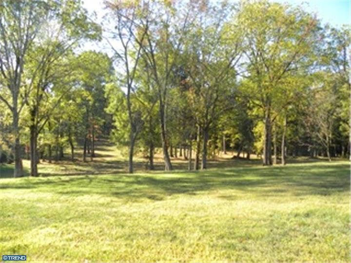 2nd image of 921 Creamery Rd